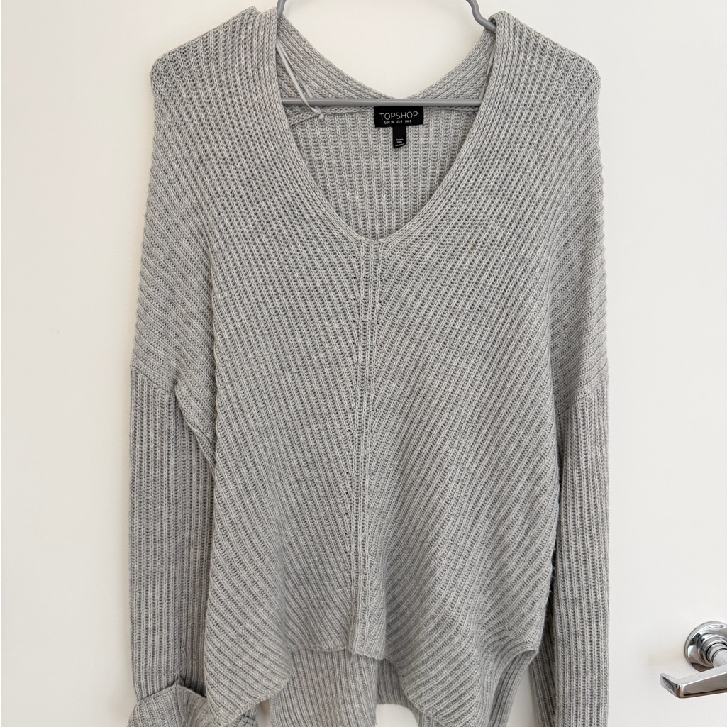 Topshop Light Gray V-Neck Sweater